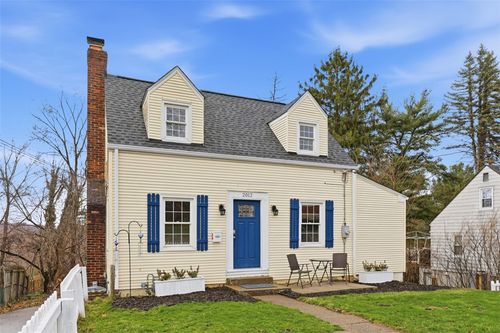 2012 Pleasant St, Bethel Park, PA, 15102-2132 | Card Image