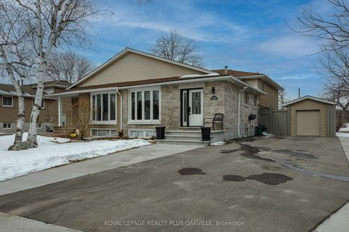 1284 Pallatine Dr, Oakville, ON, L6H1Z2 | Card Image