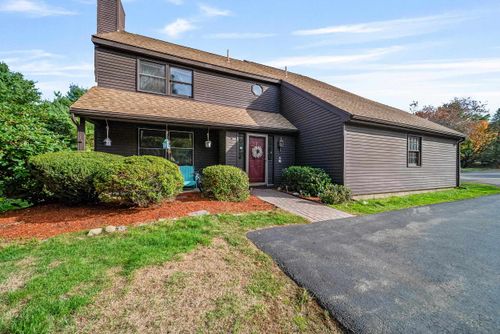 64 Stacey Cir, Windham, NH, 03087-1649 | Card Image