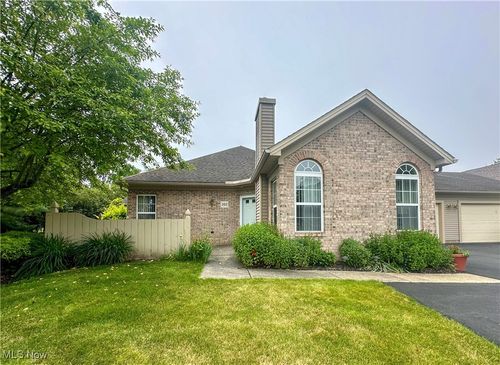 203 Willow Brook Dr Ne, Warren, OH, 44483-4635 | Card Image