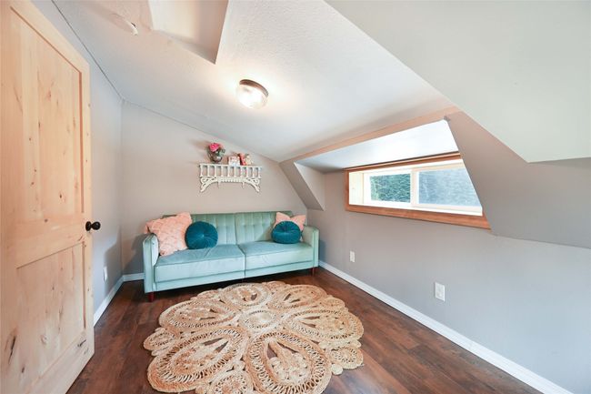 Upstairs 2nd bedroom | Image 37