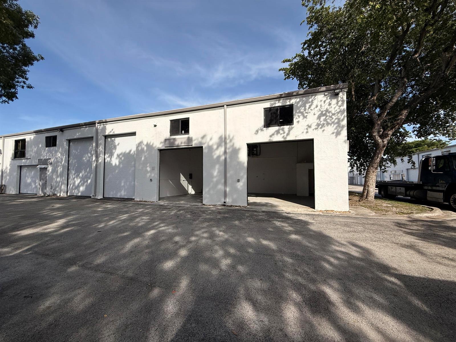 Commercial Sale in Pompano Beach 3