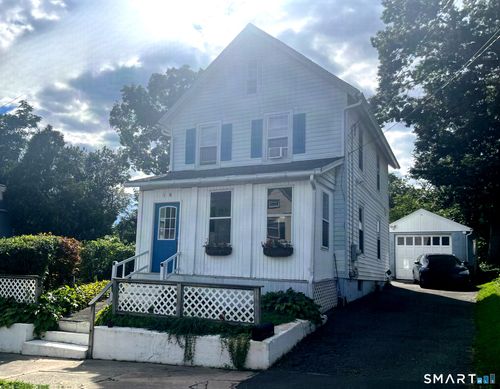 18 Summit St, Derby, CT, 06418-1222 | Card Image