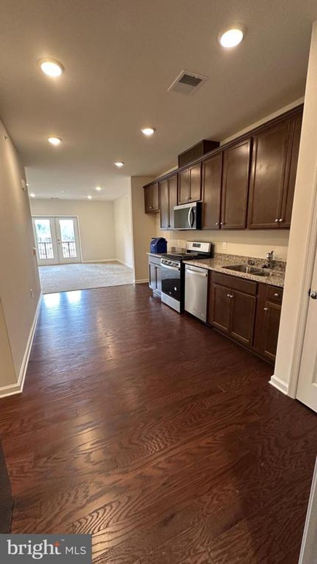 405 - 1 Culvert Dr, Condo with 2 bedrooms, 1 bathrooms and null parking in WEST WINDSOR NJ | Image 9