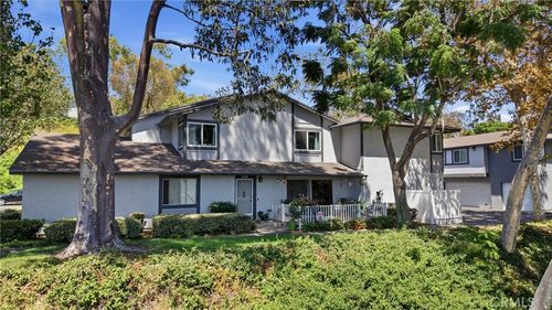 19854 White Spring Ln, Yorba Linda, CA, 92886-6752 | Card Image