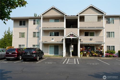 d203-1001 W Casino Rd, Everett, WA, 98204-6912 | Card Image