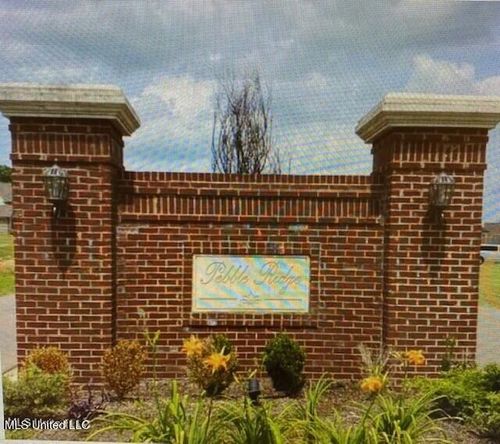 72 Pebble Cv N, Byhalia, MS, 38611 | Card Image