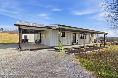 2950 Boatmans Mountain Rd, Morristown, TN, 37814-2127 | Card Image