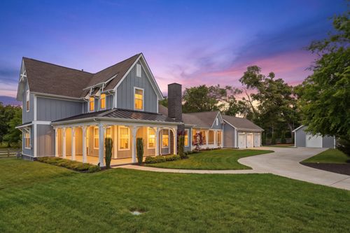 7216 Sweetbriar Ln, Fairview, TN, 37062-7252 | Card Image