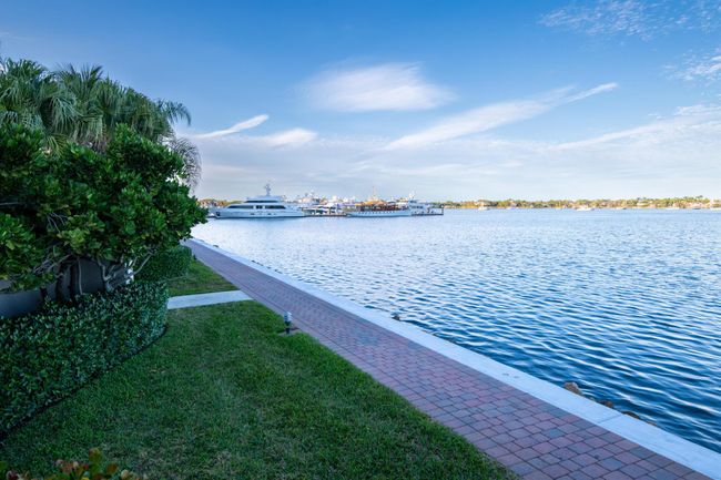 APT-1134 - 122 Lakeshore Dr, Condo with 2 bedrooms, 2 bathrooms and null parking in North Palm Beach FL | Image 64