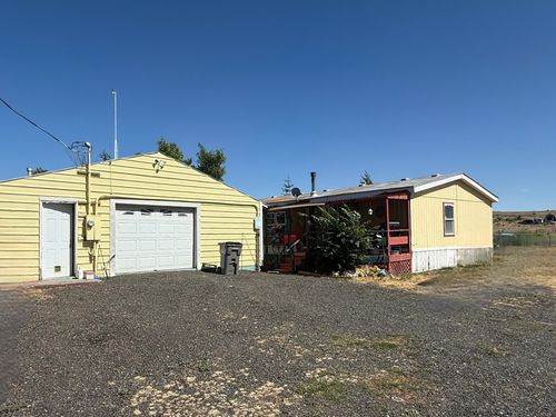 502 E Fairweather St, Sprague, WA, 99032-9631 | Card Image