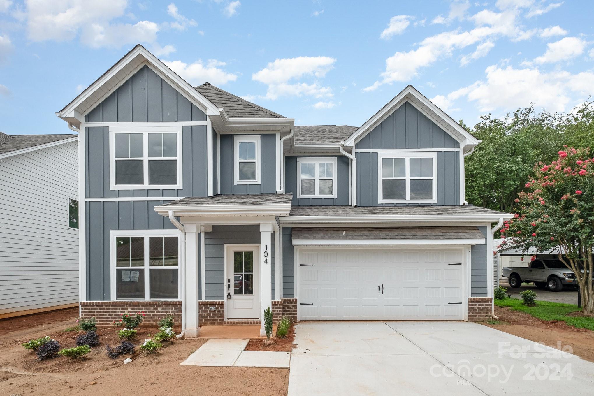 Maxwell Ave, Huntersville, NC 28078