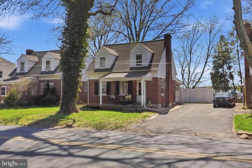 523 Pleasure Rd, LANCASTER, PA, 17601-4421 | Card Image