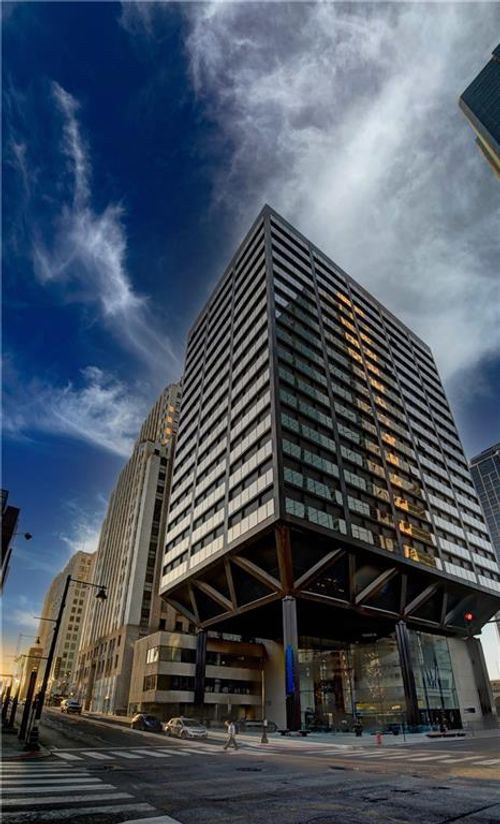 unit-903-1101 Walnut St, Kansas City, MO, 64106-4203 | Card Image