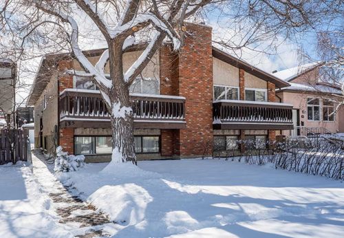 135 27 Ave Ne, Calgary, AB, T2E1Z8 | Card Image