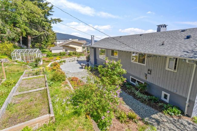 1111 Gilston Road, House other with 5 bedrooms, 3 bathrooms and 3 parking in West Vancouver BC | Image 29