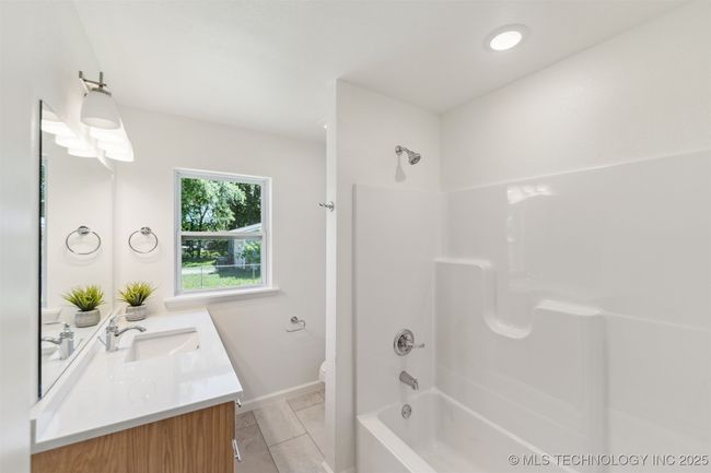 201 W 9 Th St, House other with 2 bedrooms, 1 bathrooms and null parking in Claremore OK | Image 15
