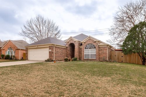 1800 Corvallis Ct, Arlington, TX, 76006-6506 | Card Image