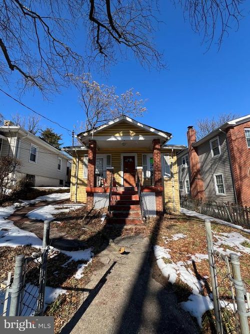 4530 Dix St Ne, WASHINGTON, DC, 20019-4668 | Card Image