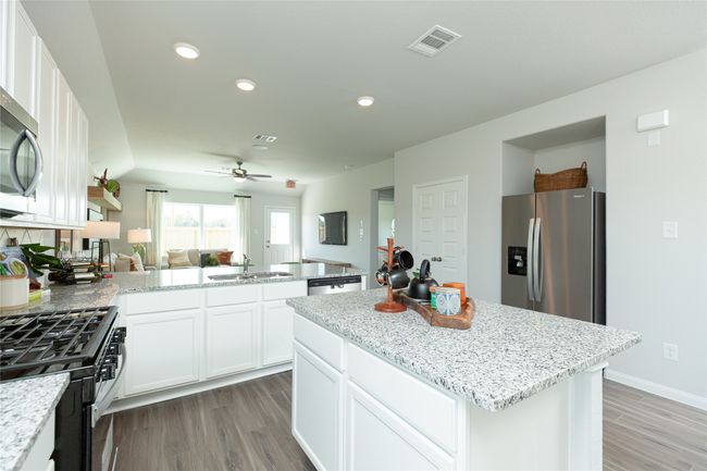 Photos are a representation of the floor plan. Options and interior selections will vary. | Image 11