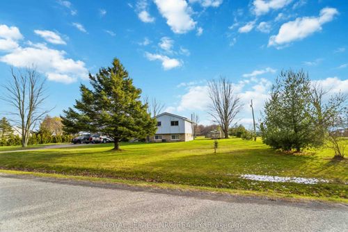 64375 Concession 6 Rd, Wellandport, ON, L0R2J0 | Card Image