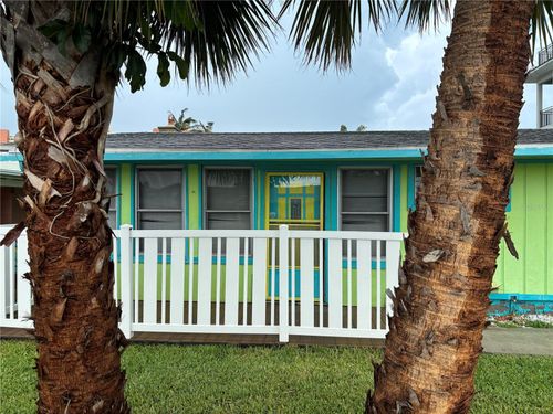 18006 4th St E, REDINGTON SHORES, FL, 33708-1015 | Card Image