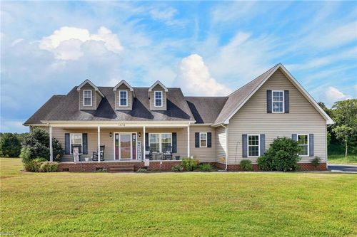 13134 Shiloh Dr, Windsor, VA, 23487-5735 | Card Image