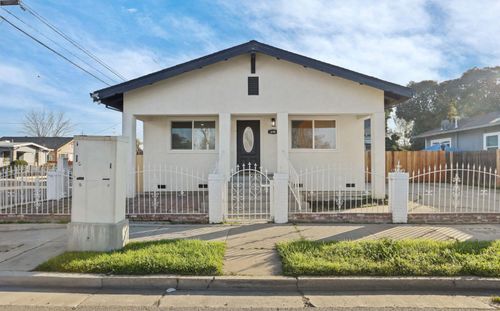 644 N Airport Way, Stockton, CA, 95205 | Card Image