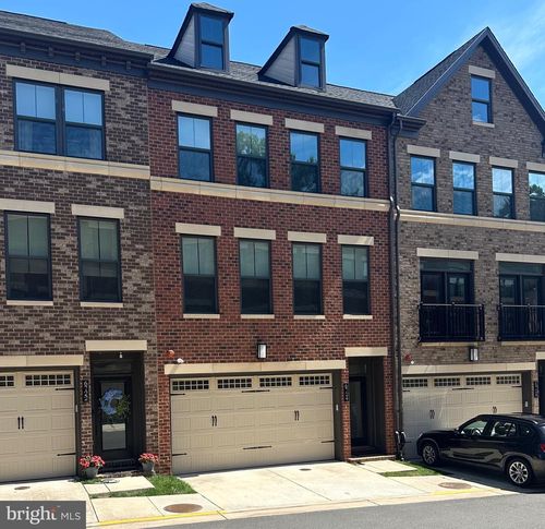 6724 24th Ct N, ARLINGTON, VA, 22205-2888 | Card Image