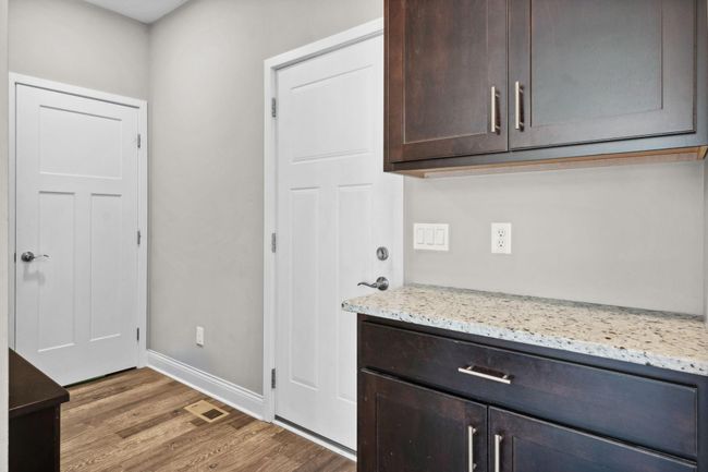 2908 Mark Twain Dr, House other with 3 bedrooms, 3 bathrooms and null parking in Chaska MN | Image 13