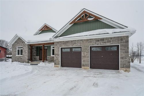 21 Paxton St, Holyrood, ON, N0G2B0 | Card Image