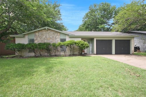 703 N Douglas Avenue, Cleburne, TX, 76033 | Card Image