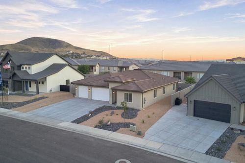 357 N Firerock Way, Hurricane, UT, 84737 | Card Image