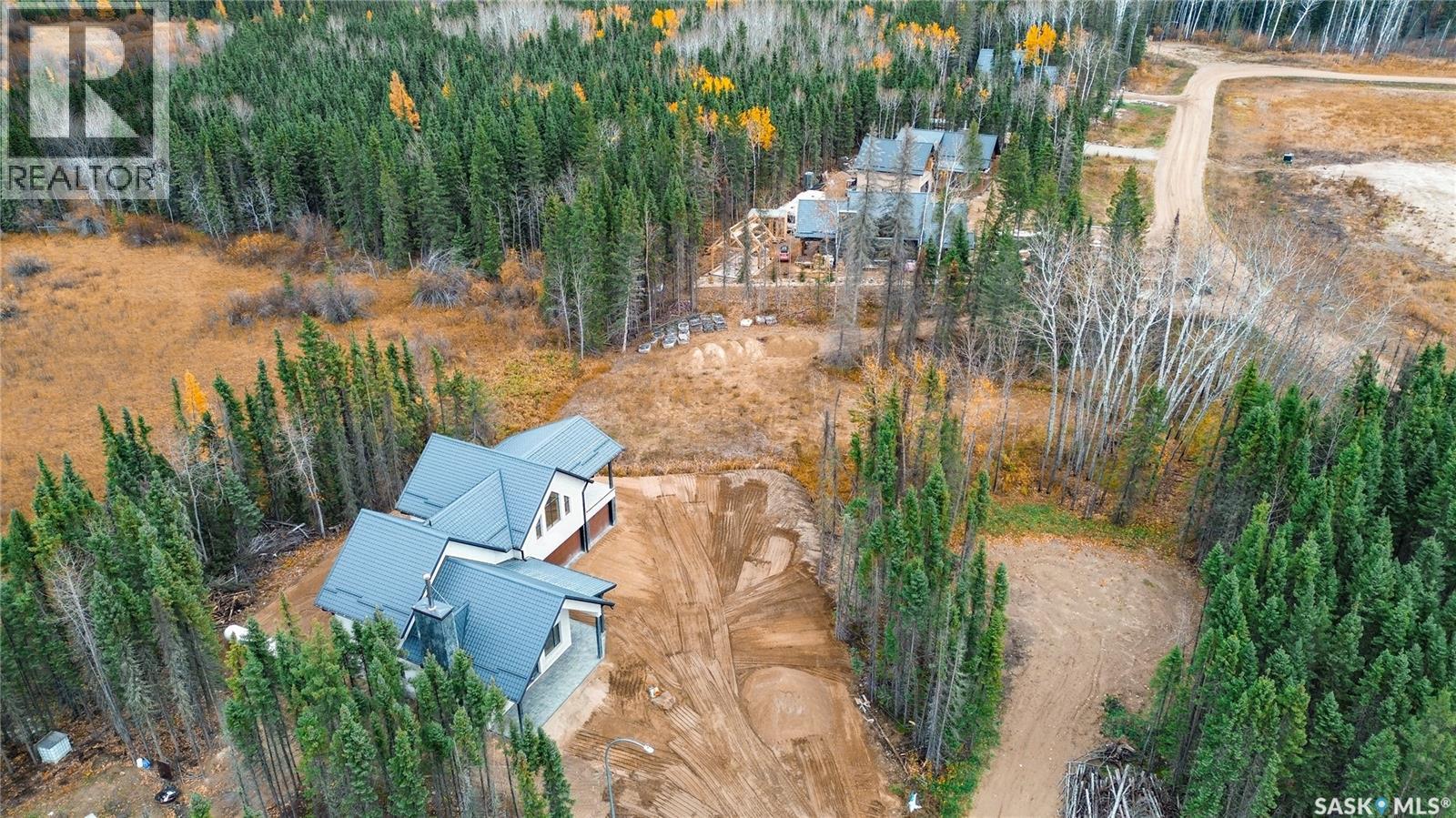 Land in Candle Lake 4