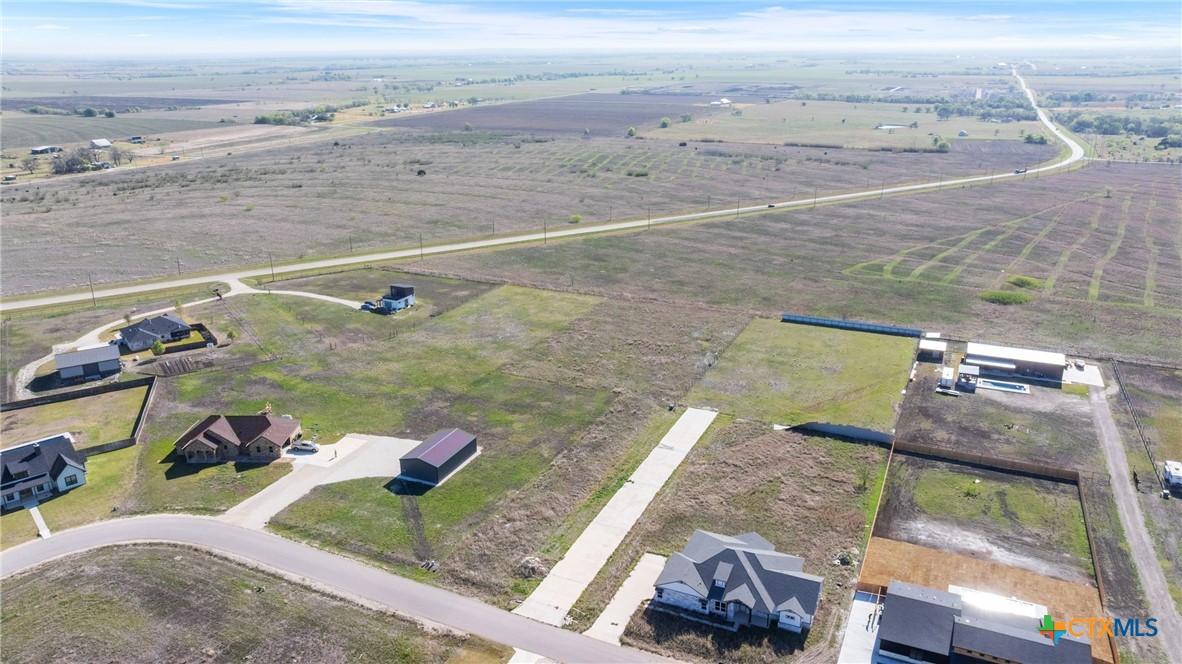 Land in Salado 2