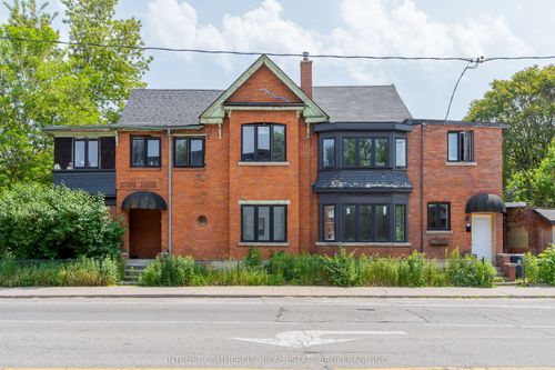 336 Pacific Ave, Toronto, ON, M6P2P9 | Card Image