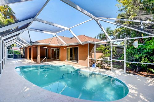 13578 Chatsworth Village Dr, Wellington, FL, 33414-8955 | Card Image