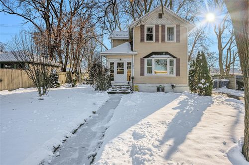 203 Island Ave, Kalamazoo, MI, 49004-1325 | Card Image