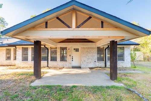 207 Southridge St, Edgewood, TX, 75117-3323 | Card Image