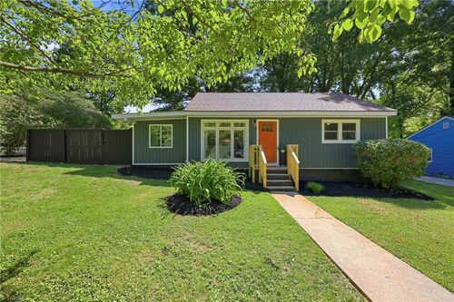 1112 Guyer St, High Point, NC, 27262-3424 | Card Image