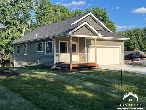 1232 Walnut St, Eudora, KS, 66025-9318 | Card Image