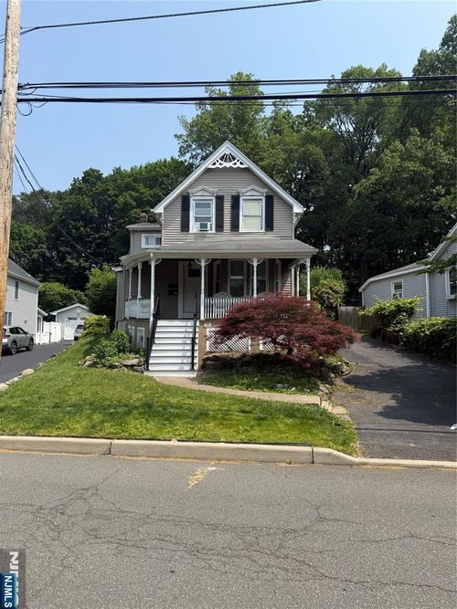 114 Colony Ave, Park Ridge, NJ, 07656-1045 | Card Image