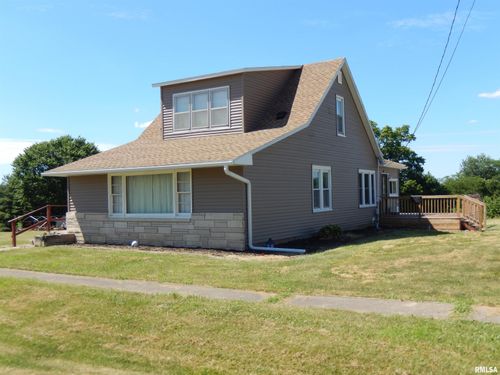 700 W Benton Street, Blandinsville, IL, 61420 | Card Image