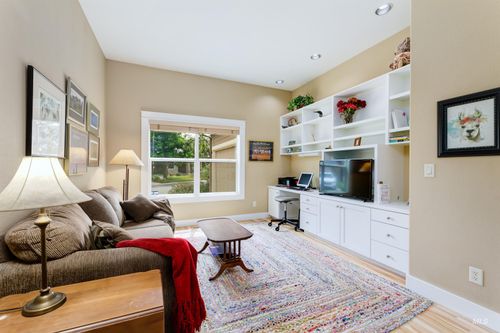 4947 N Ellicott Ln, Garden City, ID, 83714-9014 | Card Image
