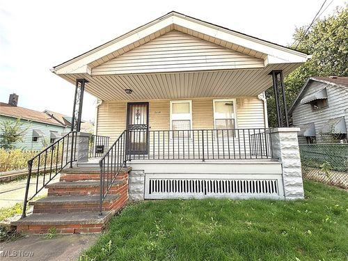 5108 Hamm Ave, Cleveland, OH, 44127-1635 | Card Image