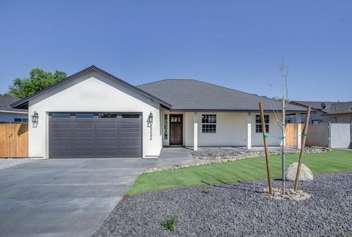 19686 White Horse Place, Cottonwood, CA, 96022 | Card Image