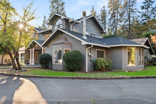 791 Highway 238, Jacksonville, OR, 97530-9710 | Card Image