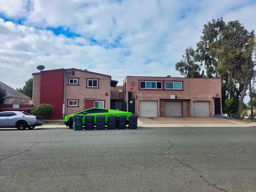 165 20th St, San Diego, CA, 92102-3815 | Card Image