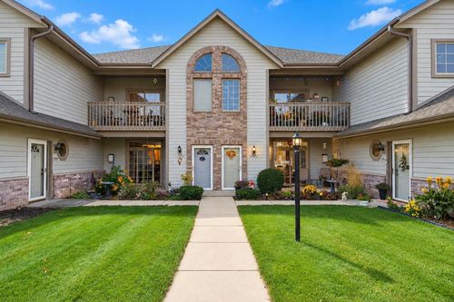 N161W18927 Heather Lynn Circle, Jackson, WI, 53037 | Card Image