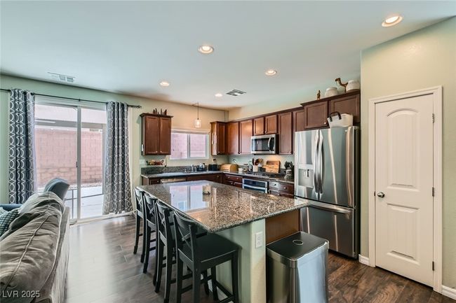 8295 Nebula Cloud Ave, House other with 4 bedrooms, 3 bathrooms and null parking in Las Vegas NV | Image 9